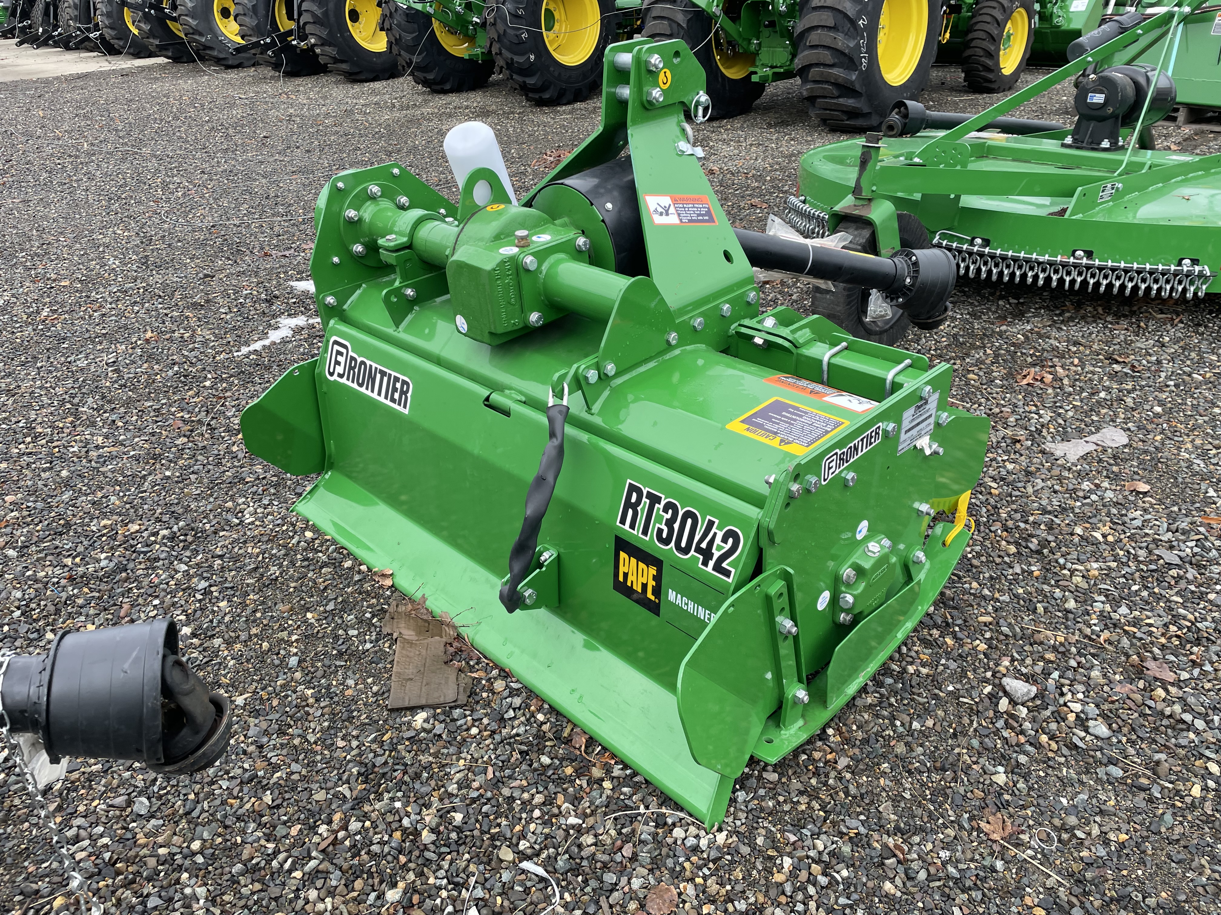 2023 Frontier RT3042