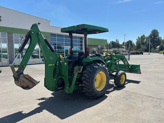 2015 John Deere 4052M
