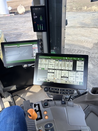 2025 John Deere 9RT590