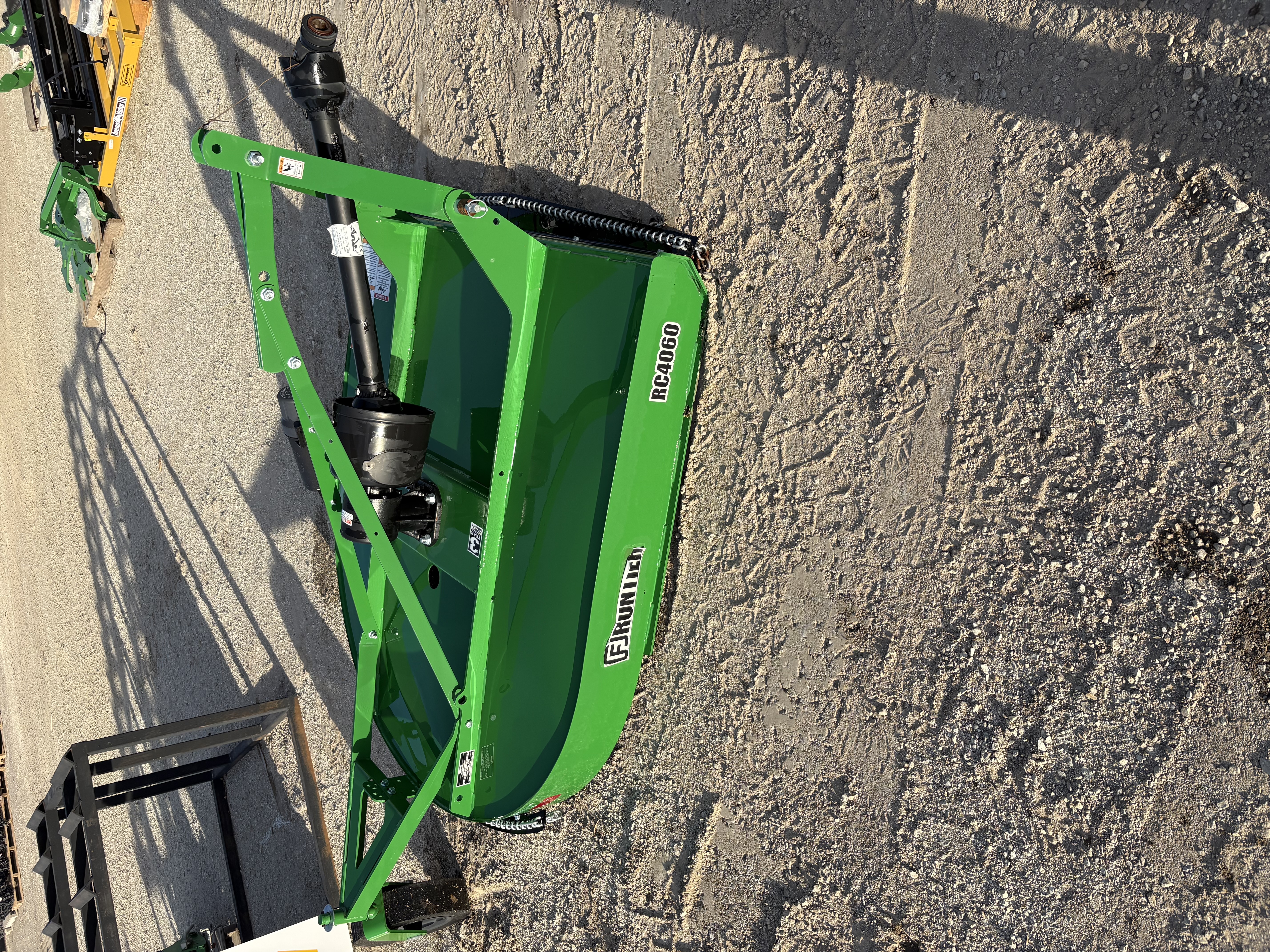 2022 Frontier RC4060