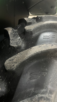 2017 John Deere 6120M