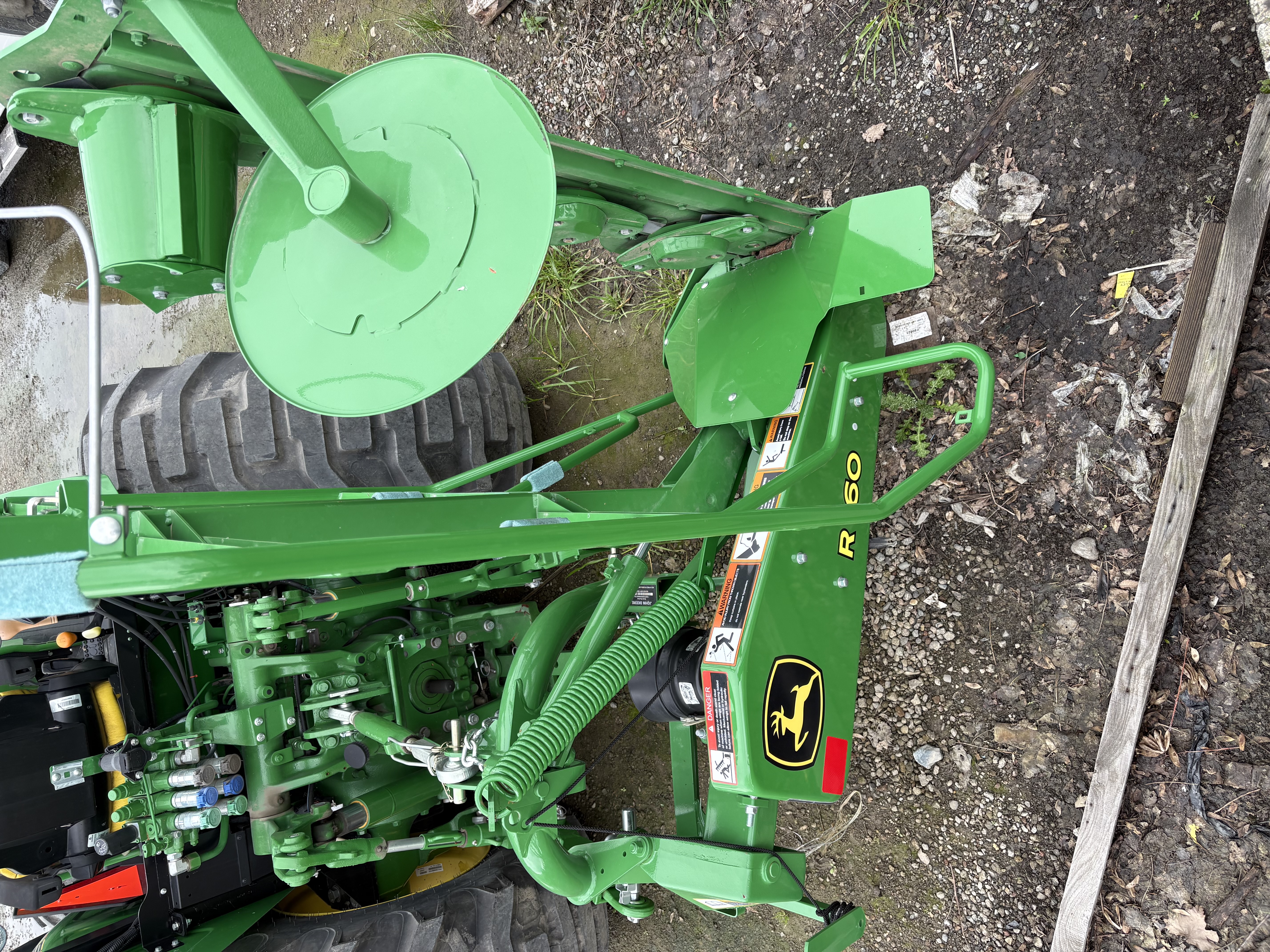 2022 John Deere R160