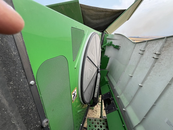 2015 John Deere S690