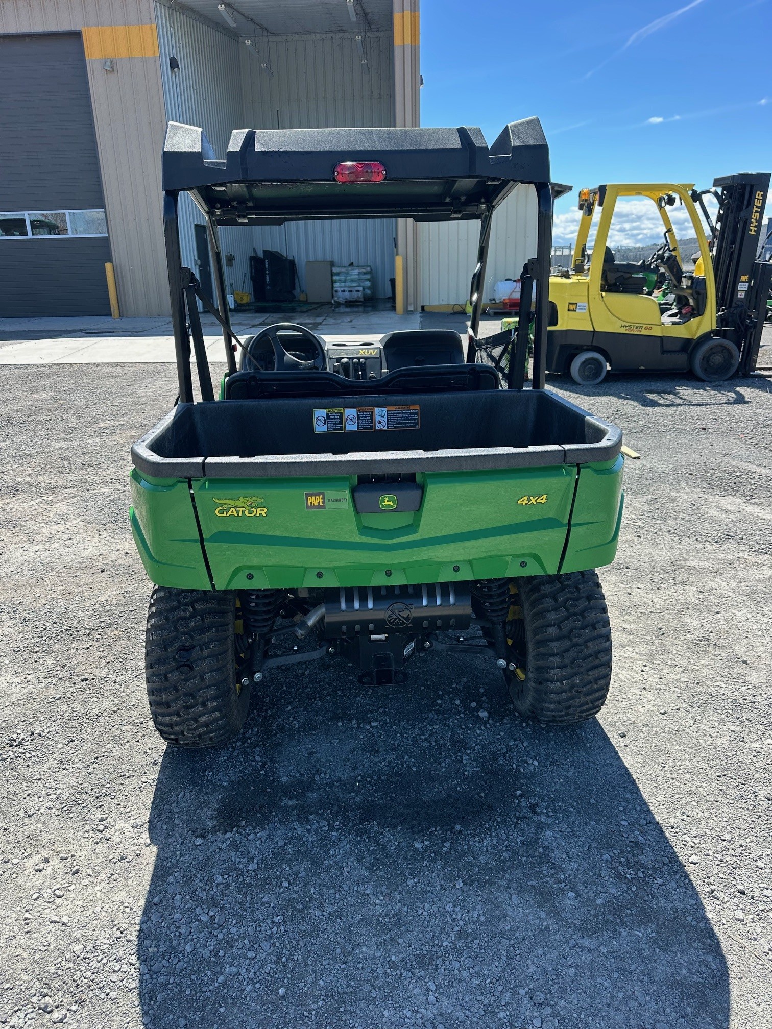 2023 John Deere 590E