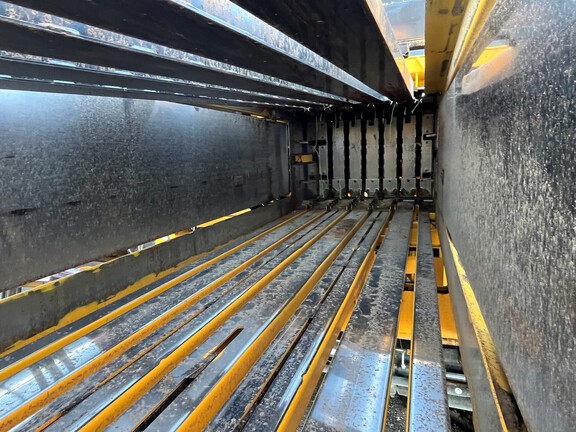 2023 New Holland 340+