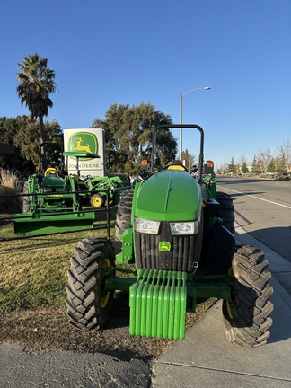 2022 John Deere 5115M