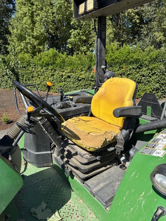 2020 John Deere 6120M