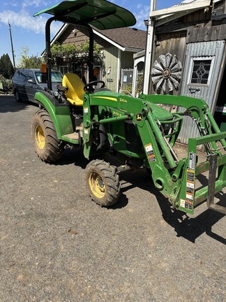 2018 John Deere 2032R