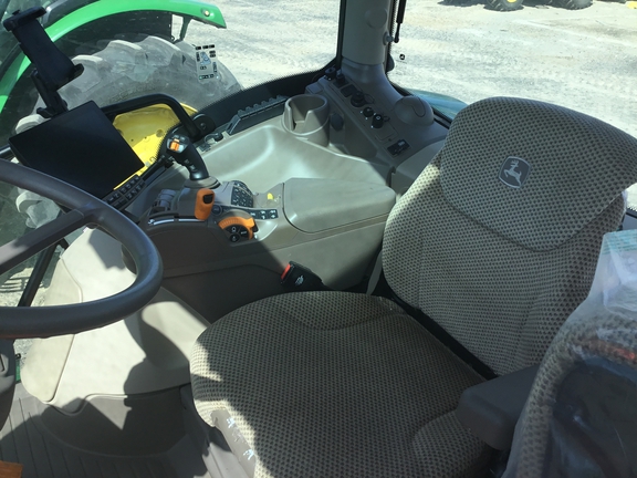 2025 John Deere 6R130