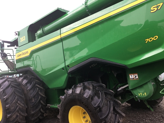 2025 John Deere S7700