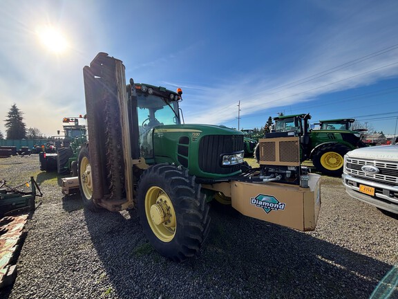 2011 John Deere 7330