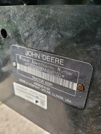 2022 John Deere 1025R