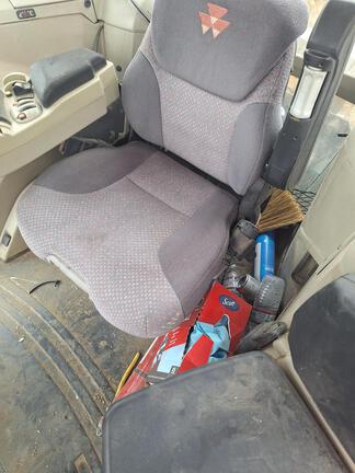 2012 Massey Ferguson 8690