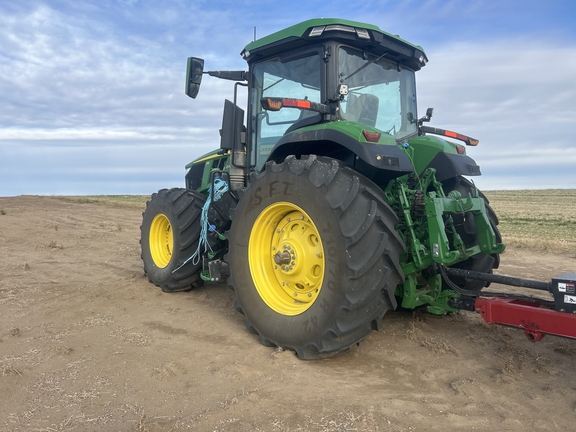 2025 John Deere 7R270