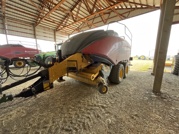 2023 New Holland 340+