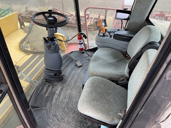 2008 New Holland H8060