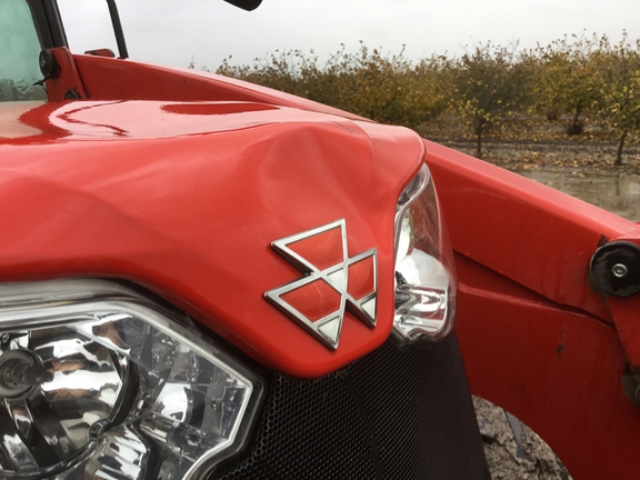 Massey Ferguson 4710