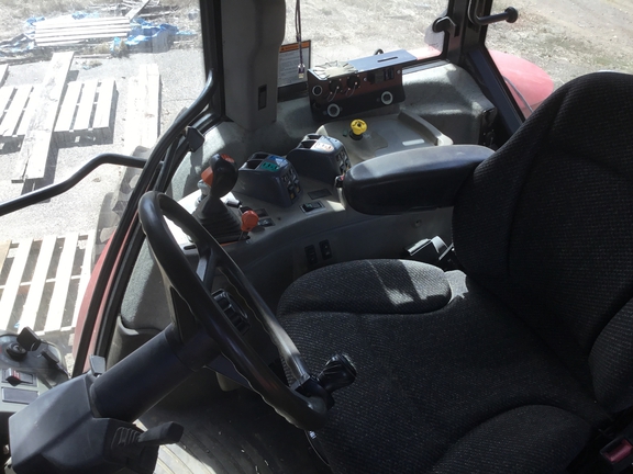2011 Versatile 280