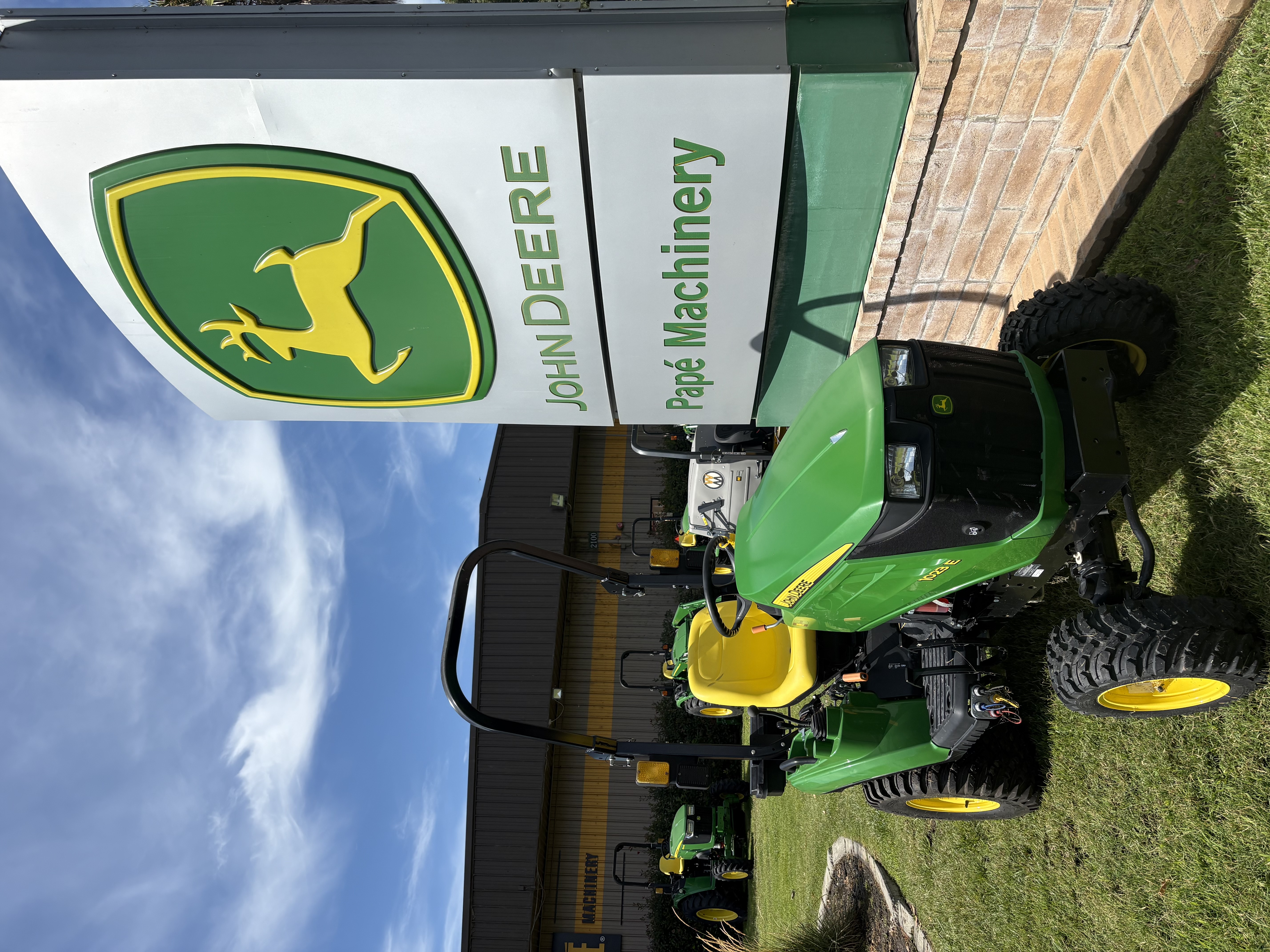 2023 John Deere 1023E