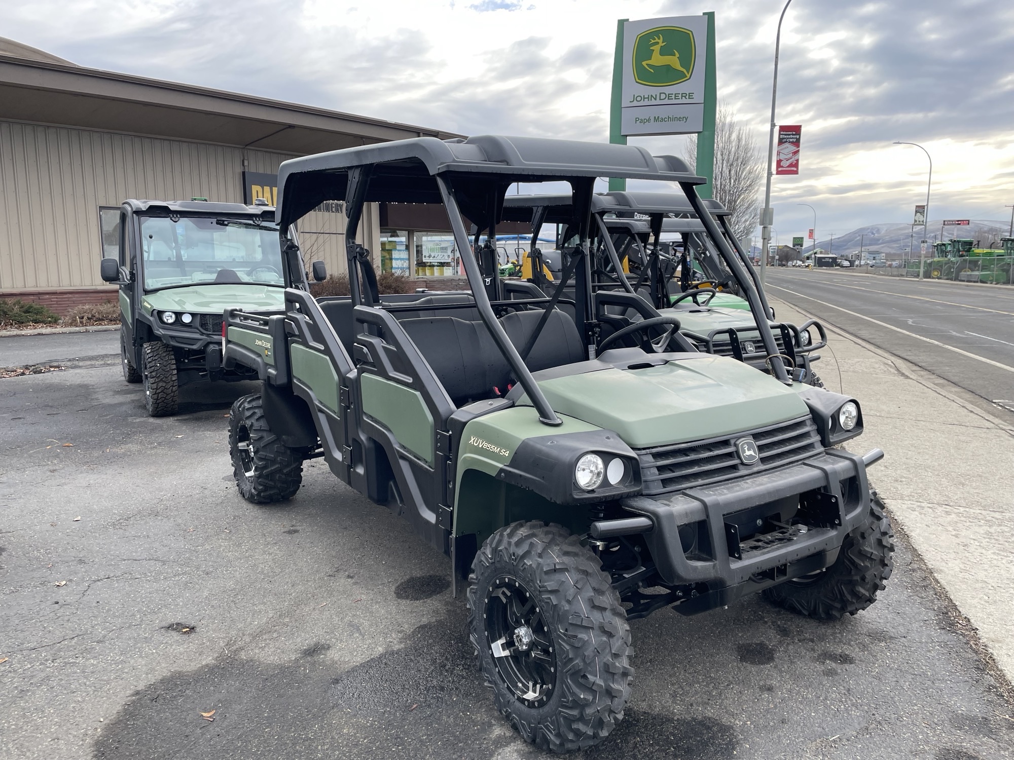 2024 John Deere 855MS4