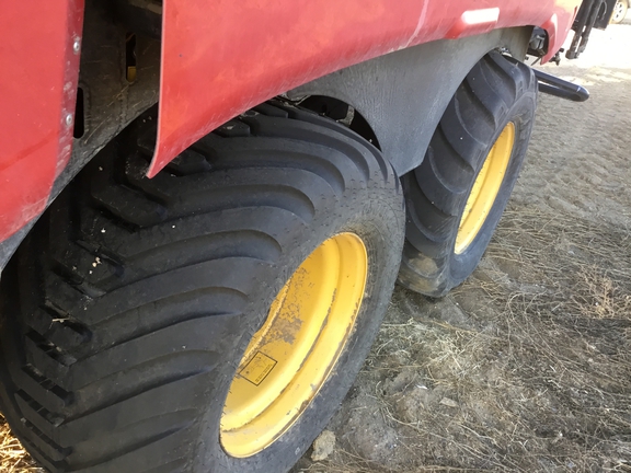 2019 New Holland 340+