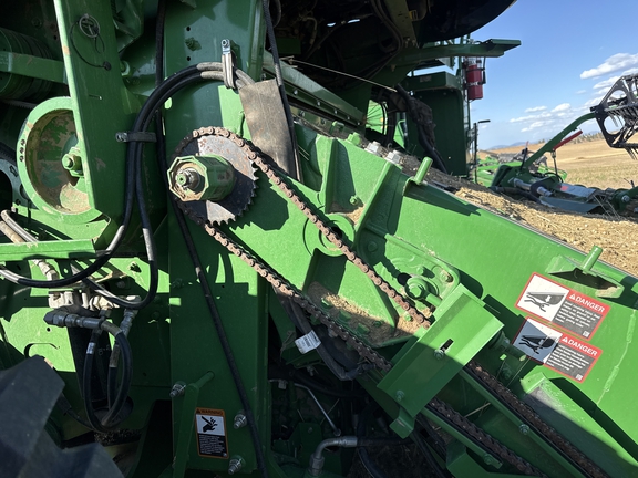 2023 John Deere S780