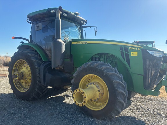 2011 John Deere 8360R