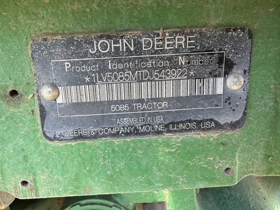 2013 John Deere 5085M