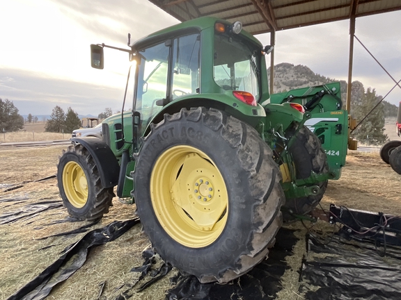 2011 John Deere 6430