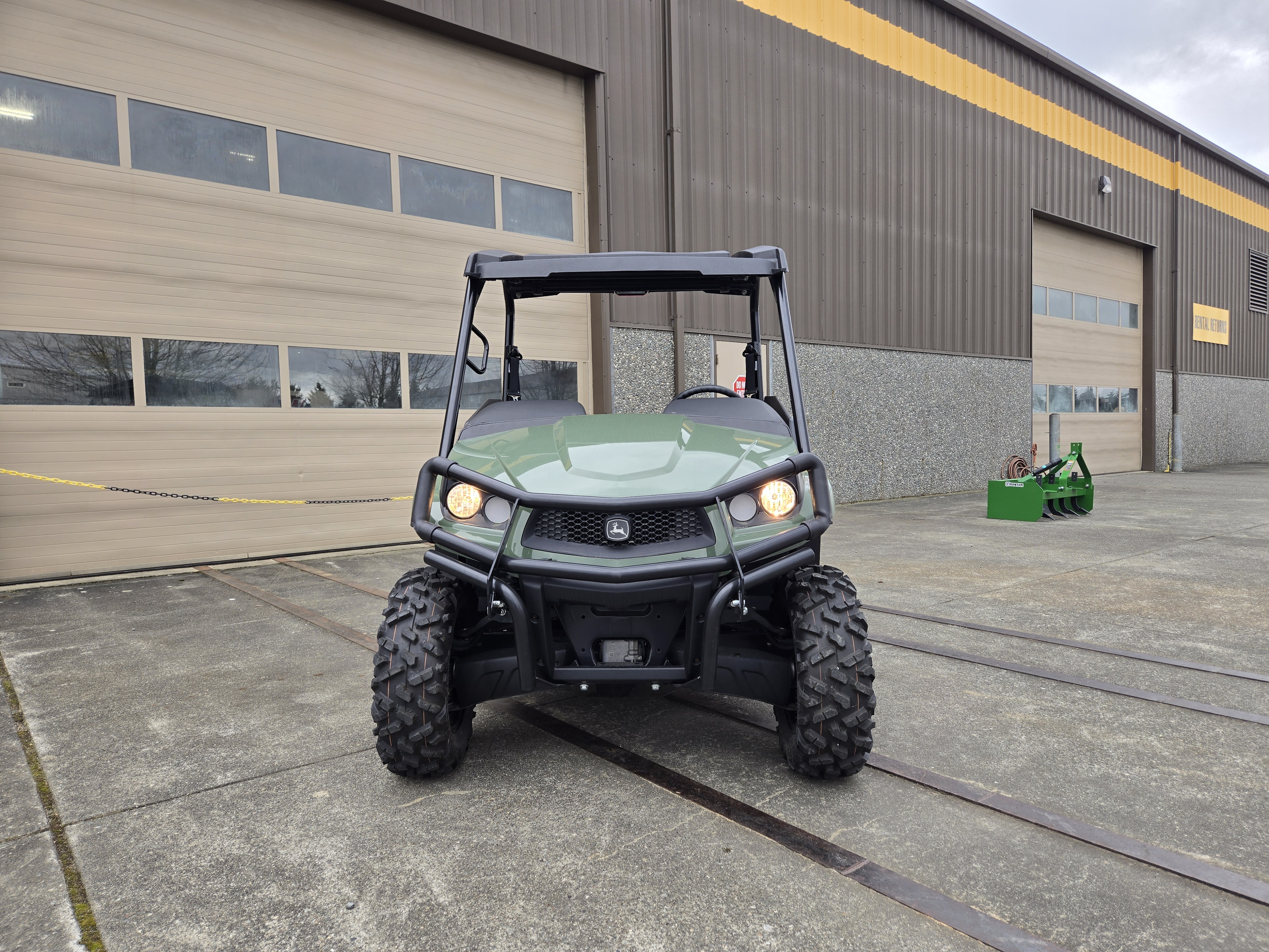 2023 John Deere 590E