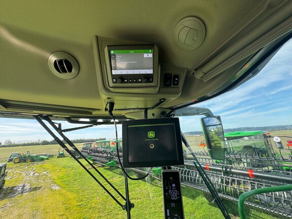 2022 John Deere X91000