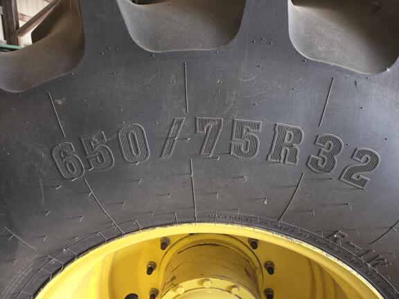 2016 John Deere W235