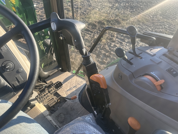 2023 John Deere 5075E
