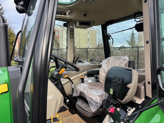 2025 John Deere 5067E