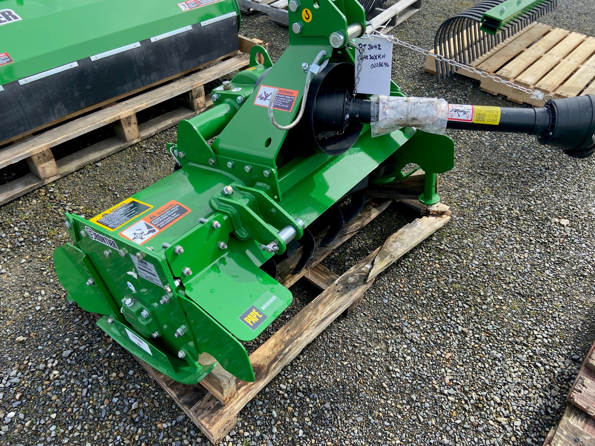 2022 Frontier RT3042