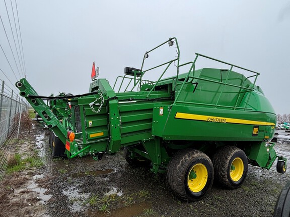 2021 John Deere L341