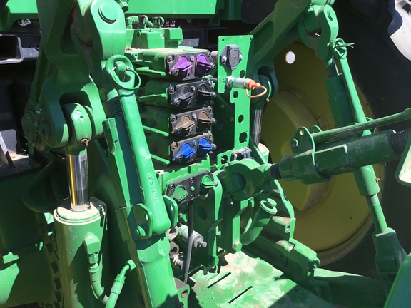 2023 John Deere 8R310