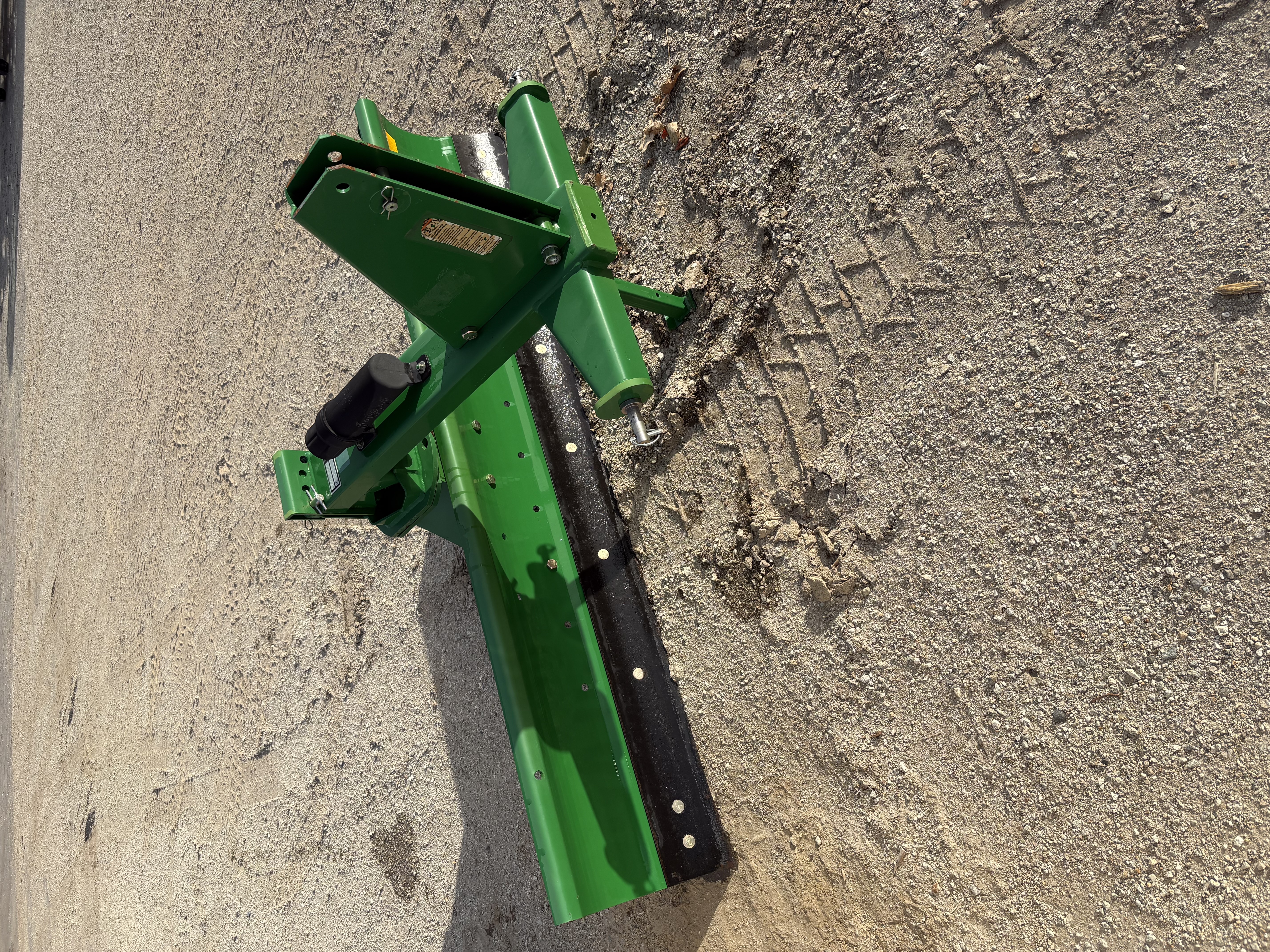 2021 Frontier RB2184