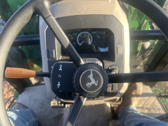2023 John Deere 5075E