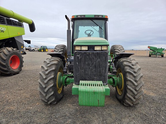 1995 John Deere 8300