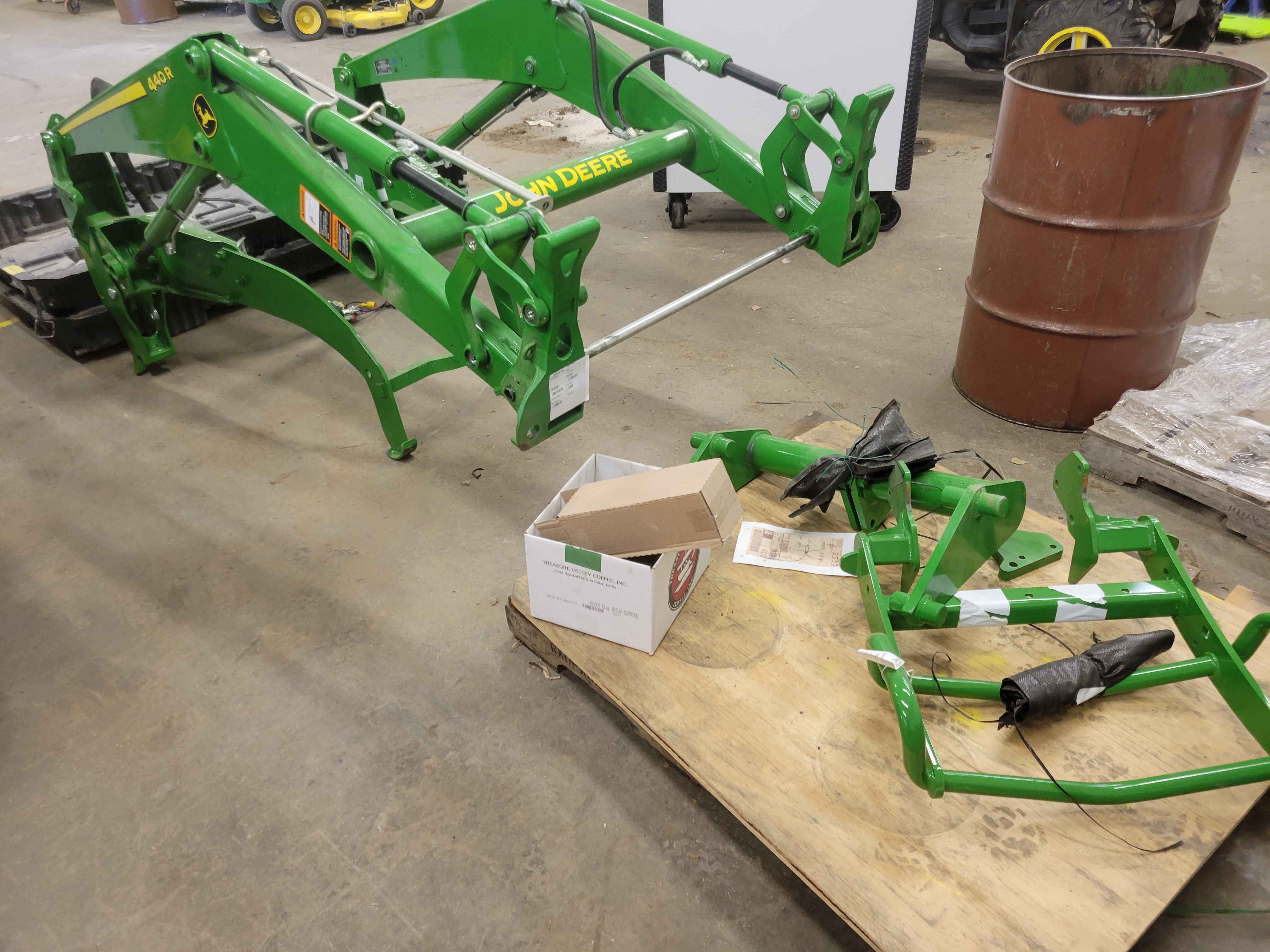 2024 John Deere 440R