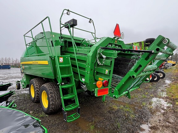 2021 John Deere L341