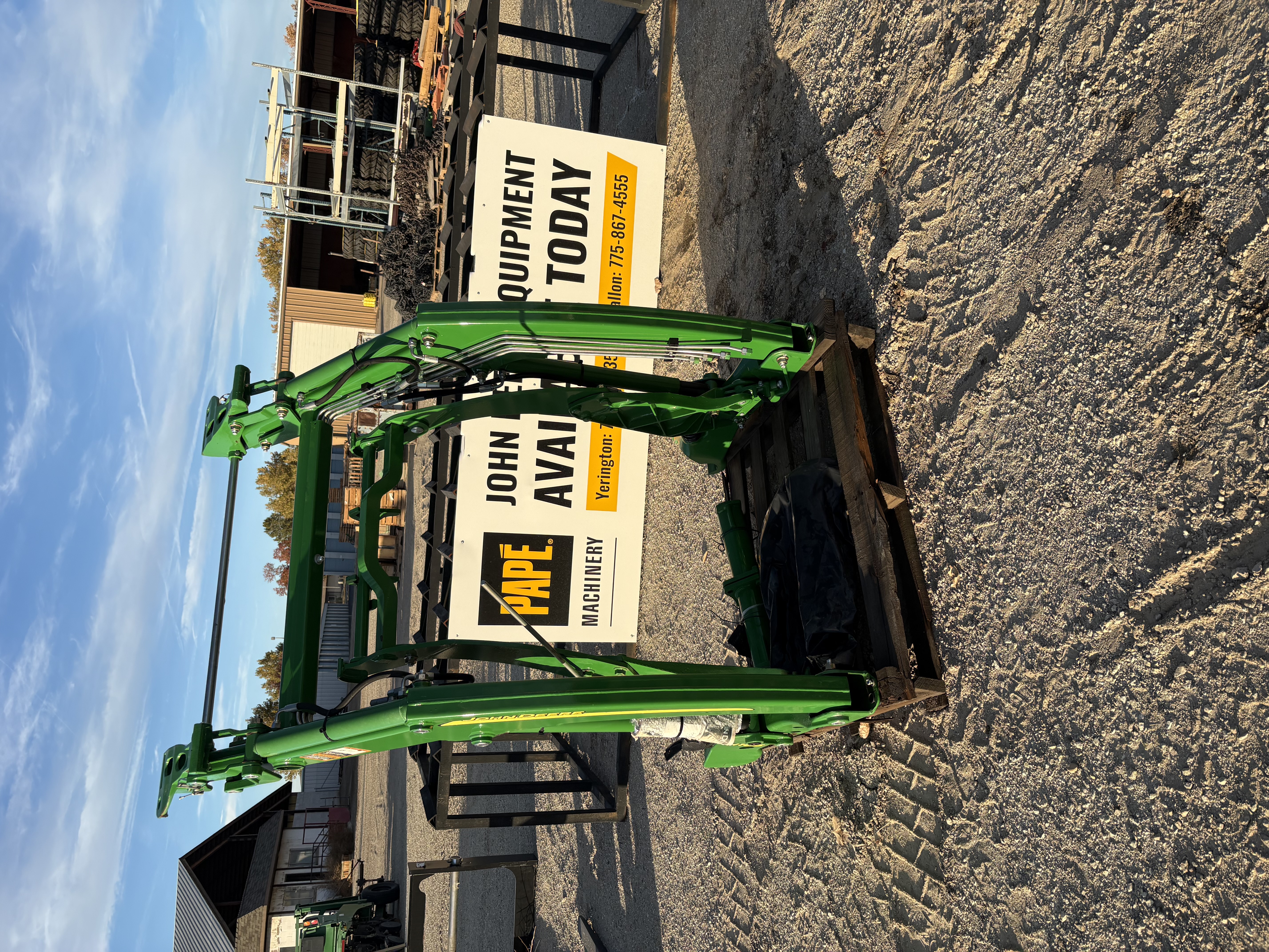 2017 John Deere H165