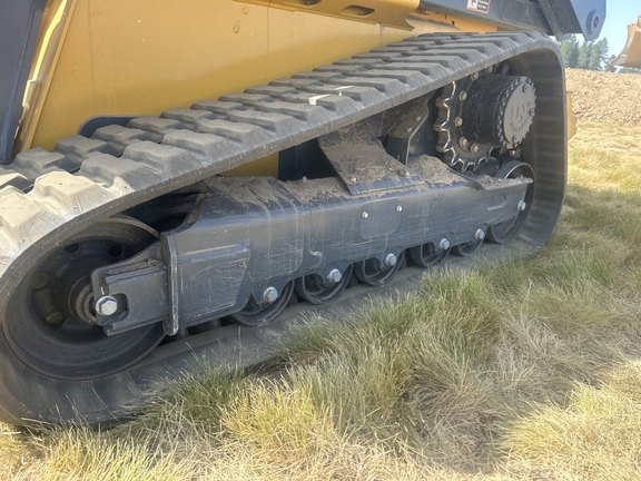 John Deere 335P
