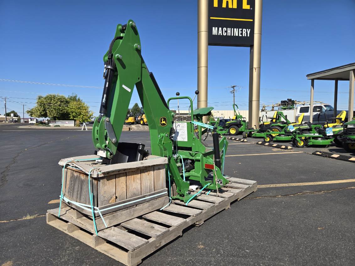 2022 John Deere 270B