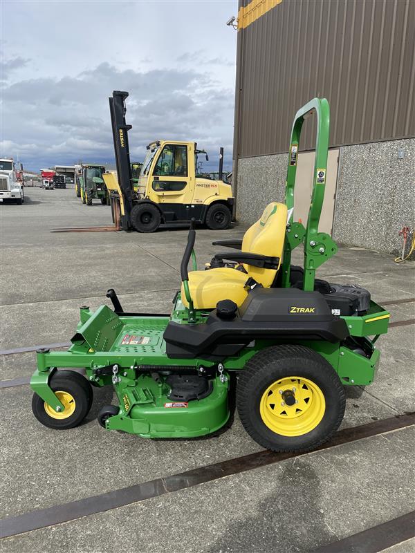 2023 John Deere Z735M