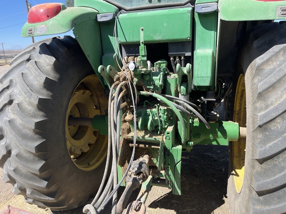 2008 John Deere 7230