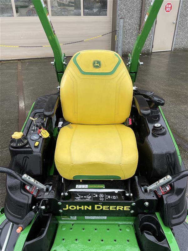 2023 John Deere Z915E