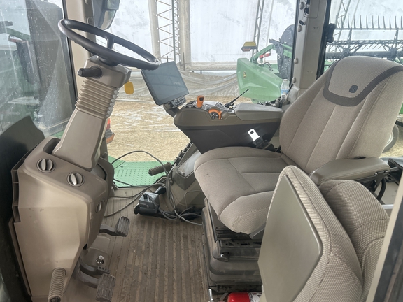 2025 John Deere 9RX640