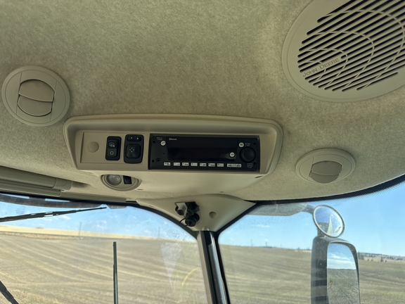 2023 John Deere S780